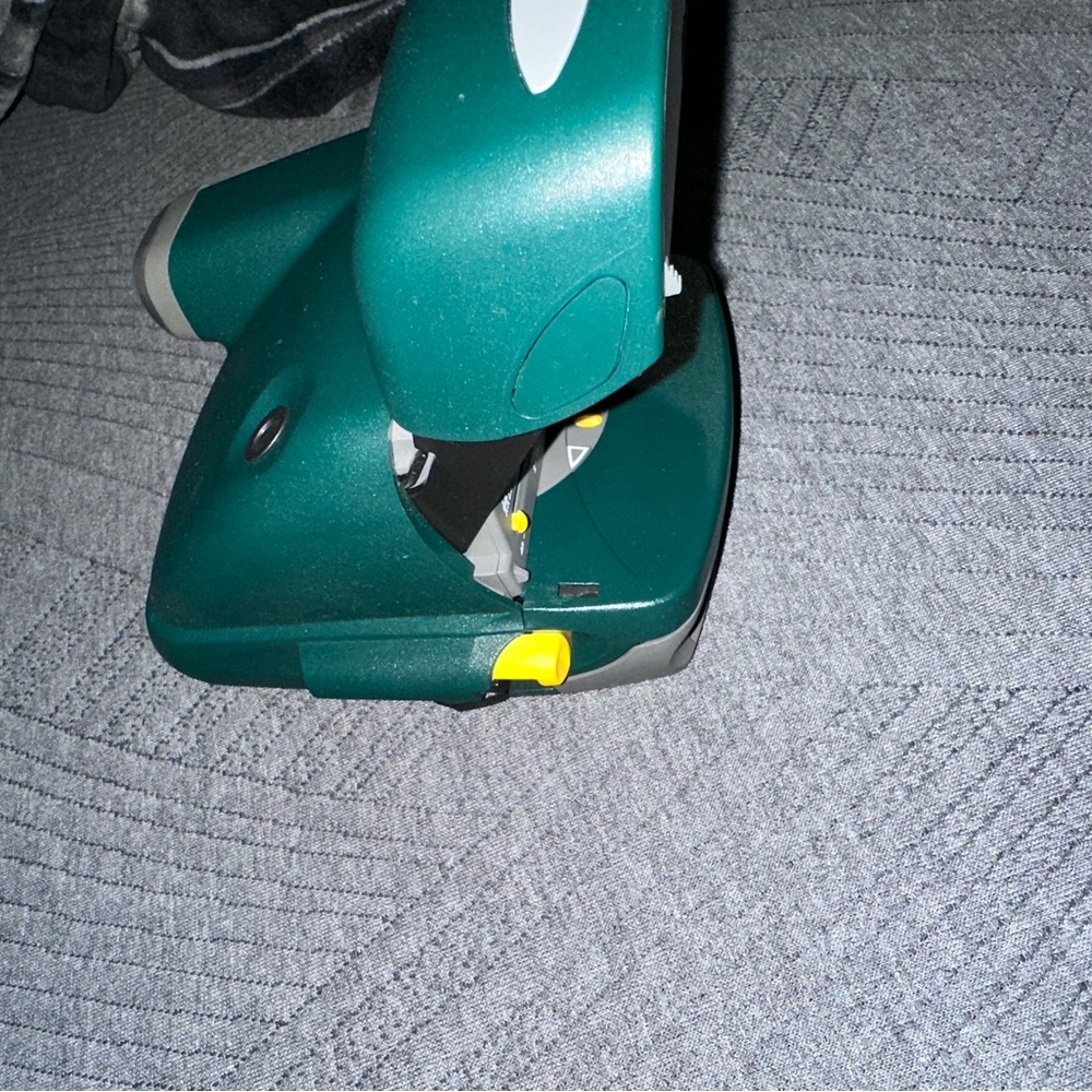 Polaroid Gray and Green Instant Camera - Picture 3 of 4